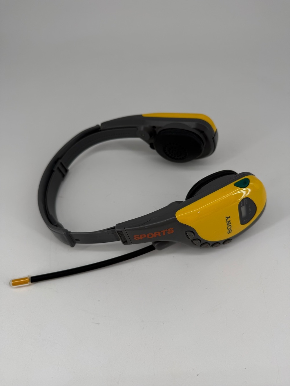 Sony Vintage 1990’s Walkman Sports Srf-Hm55 Headset